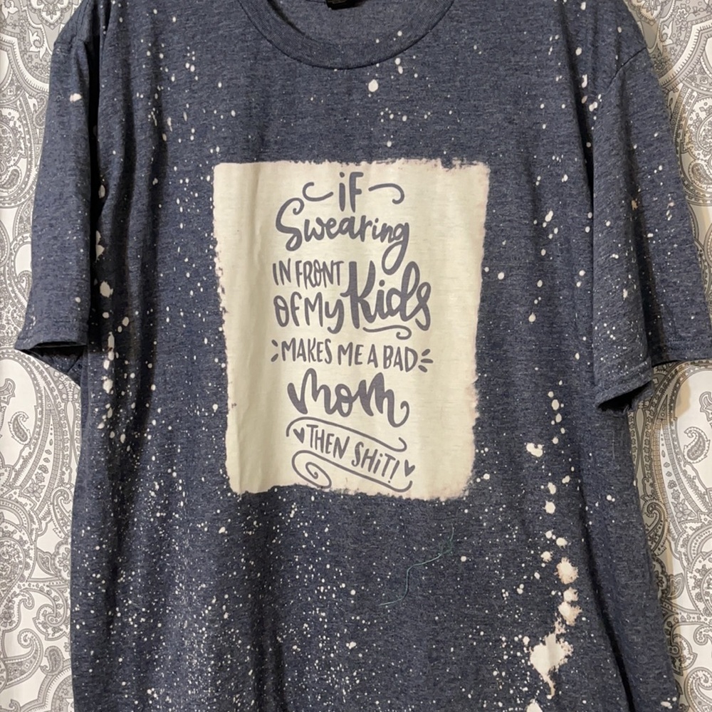 Custom bleach tee - Picture 2 of 2